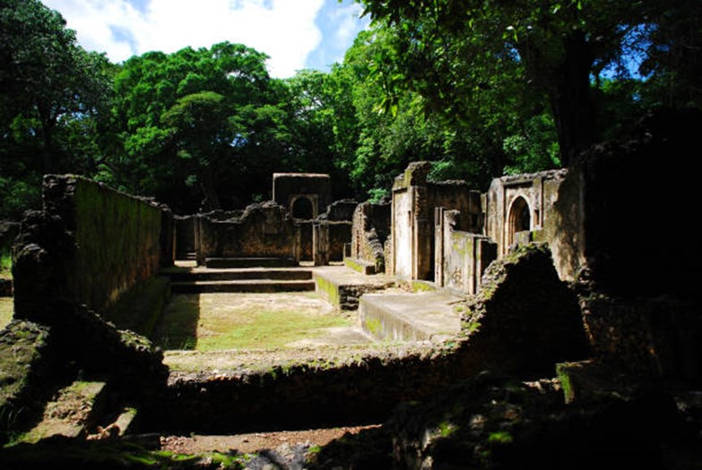 RUINS